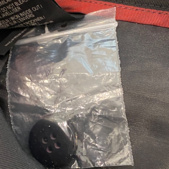 Gorgeous classic black skirt - Picture 7 of 8